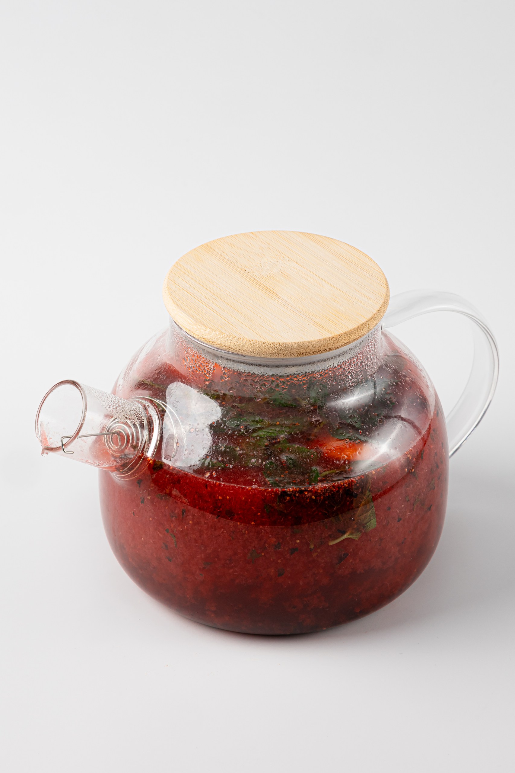 Мандарин с клубникой